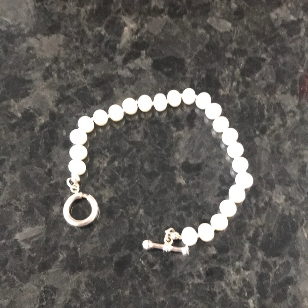 Pearl bracelet—faux